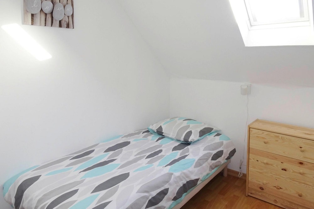 Cottage by Goelo Coast With Sea Views view 4