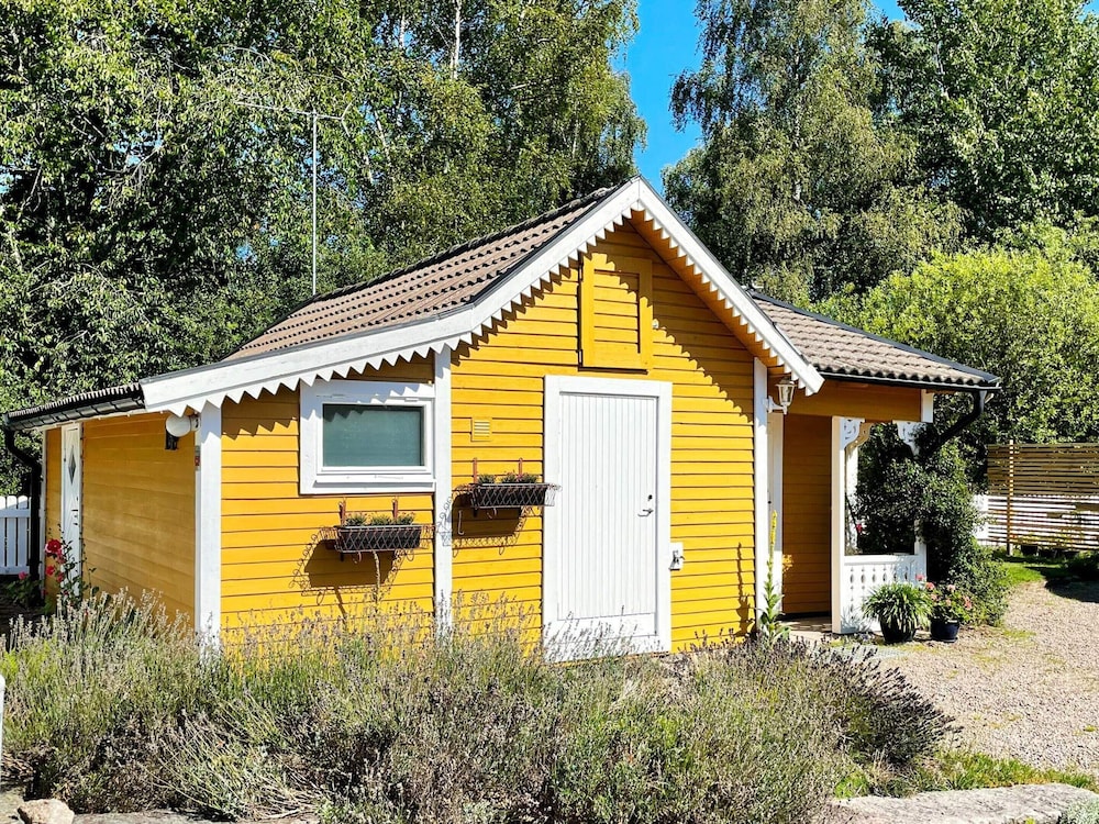 2 Person Holiday Home in Ronneby-by Traum