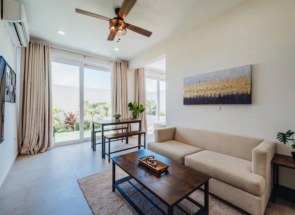 Apartment with pool in Noord Aruba