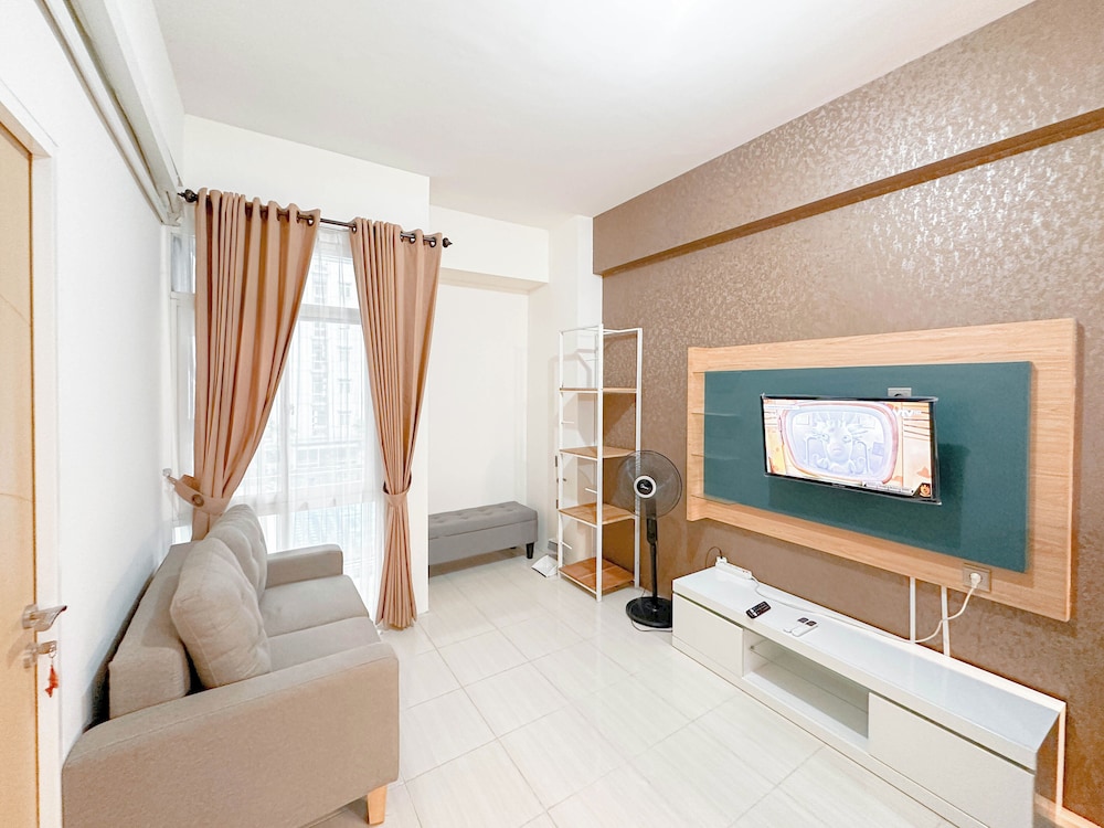 Best Location and Comfortable 2BR at Bale Hinggil Apartment