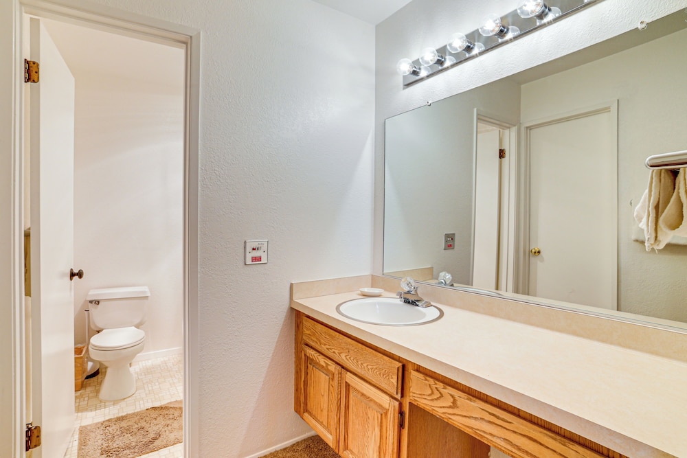 St Anton Condo in Mammoth Lakes!
