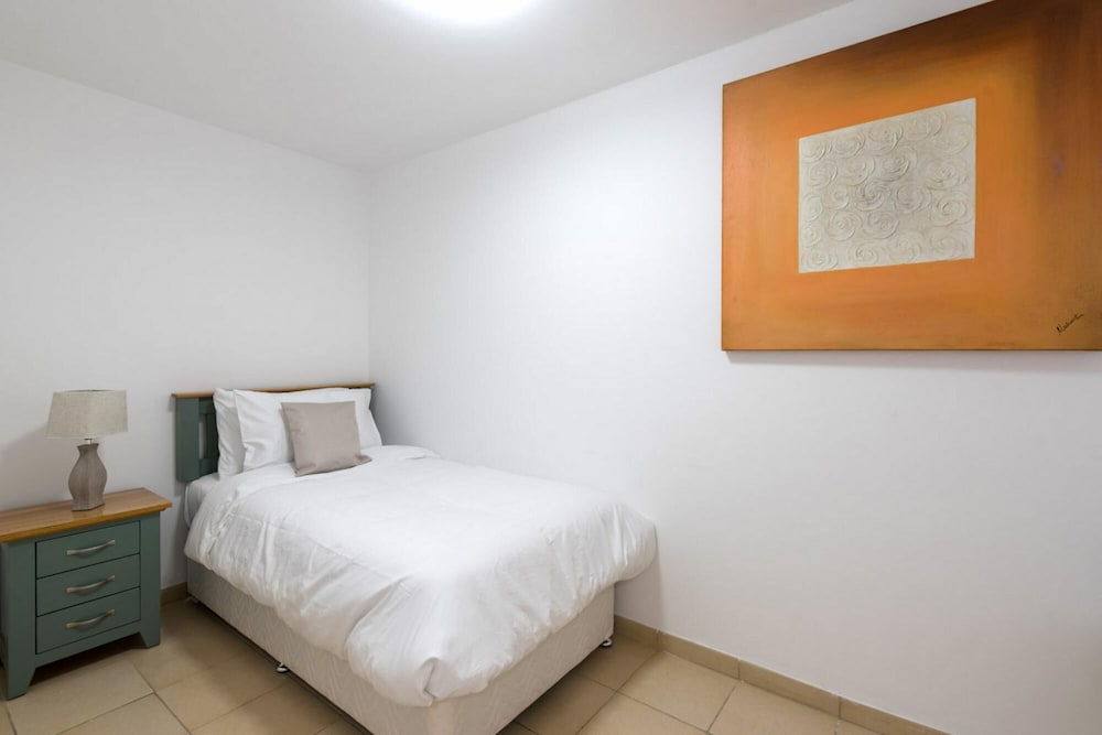 Stunning Marina Seaview Apartment 4 BR JBR