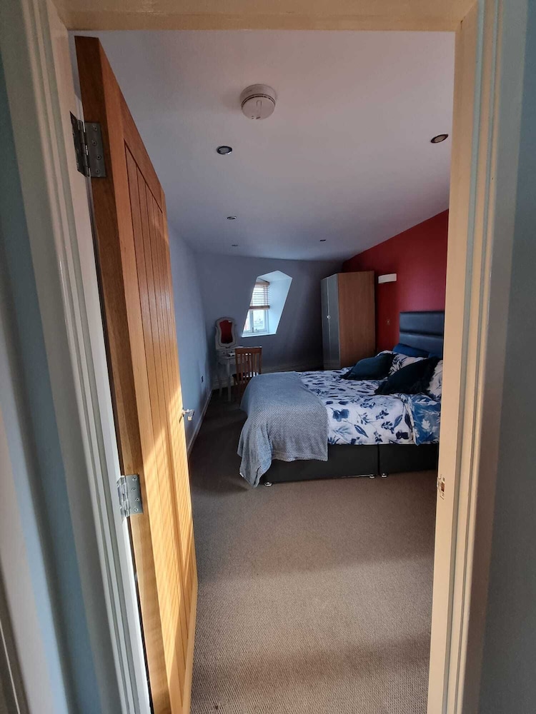 Lovely 1 Bed Apartment In The Centre Of The City view 2