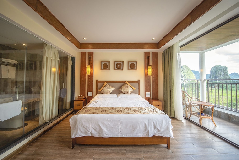 Dongfang Tianshe Resort