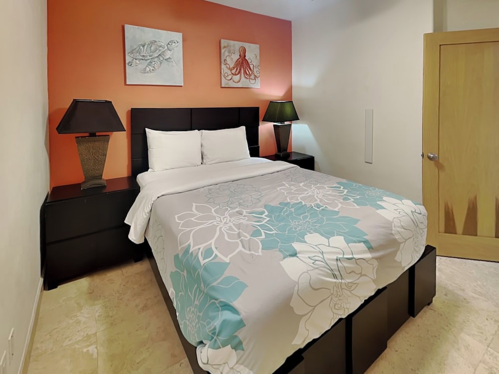 Sea Breeze by Ryson Vacation Rentals