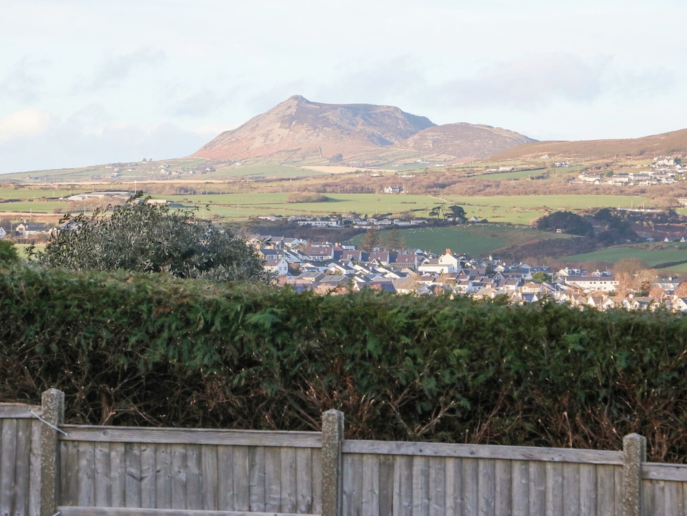 Caravan at Cartref