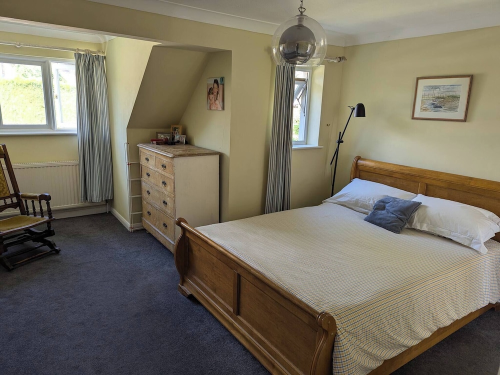 Family Home in Lovely Village With big Garden