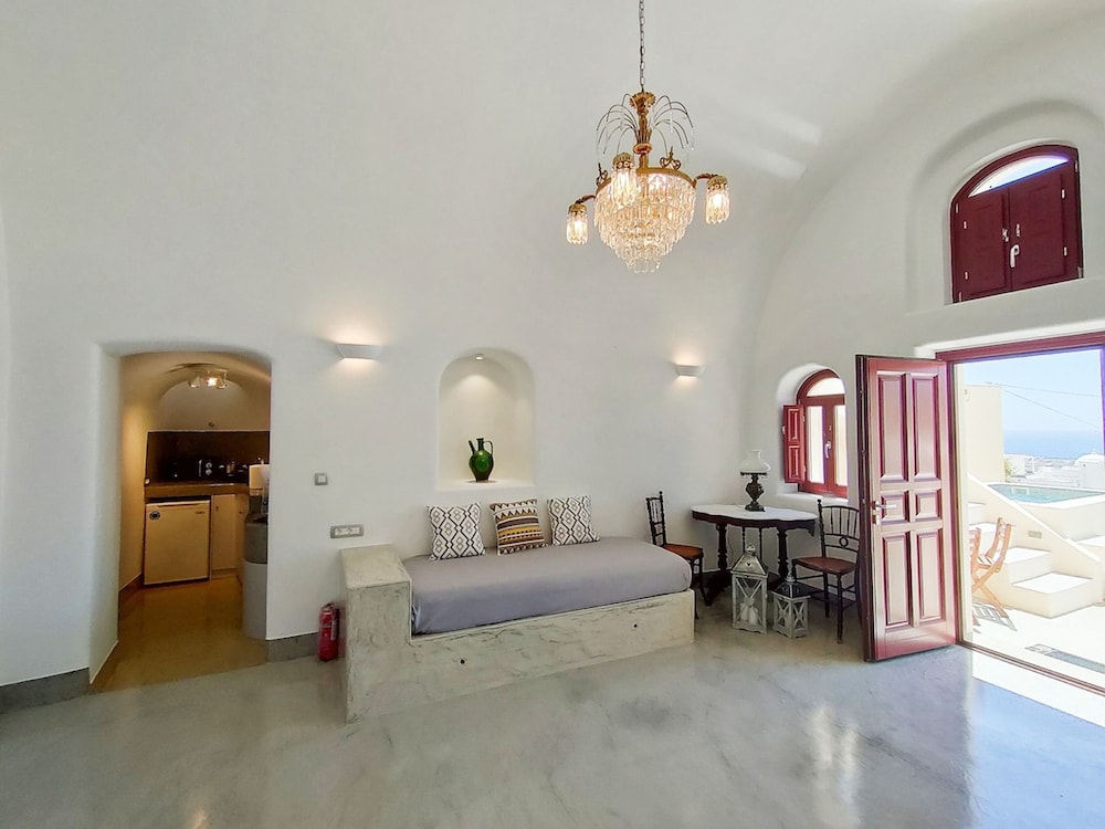 Dreamer's Secret Villa