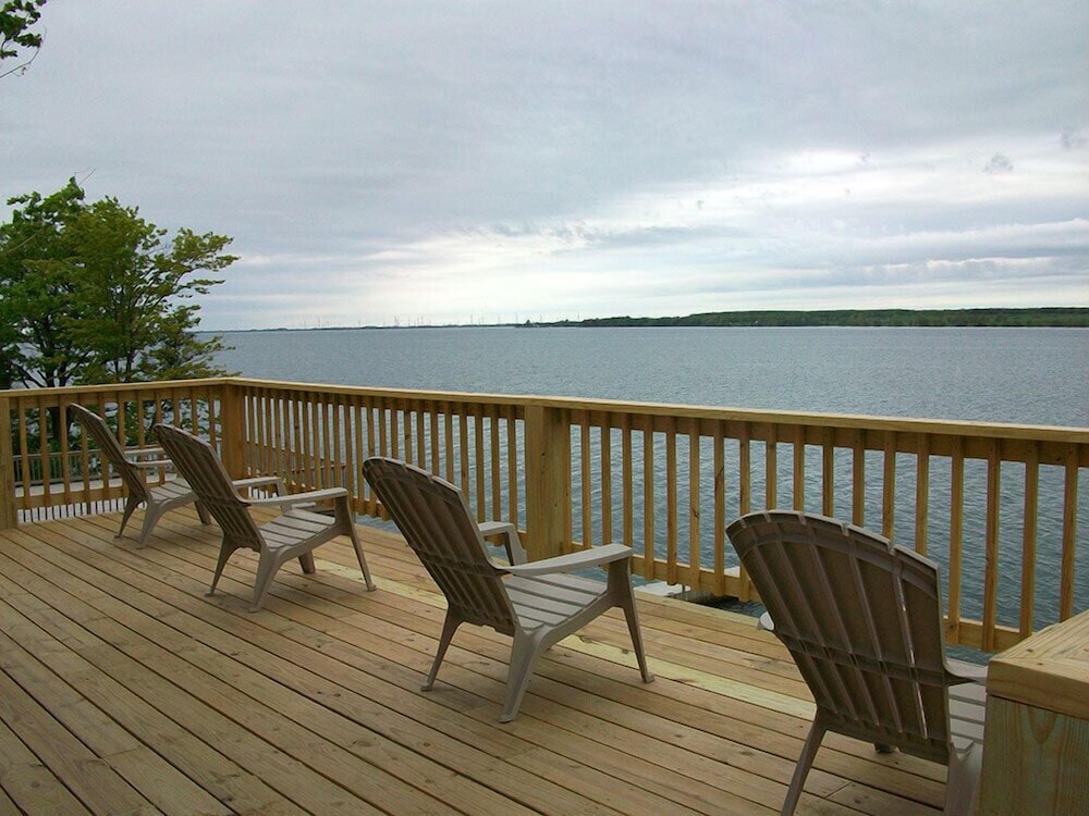 Angel Rock Waterfront Cottages and Vacation Homes