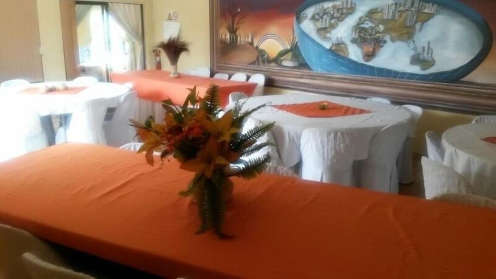 meeting & event spaces