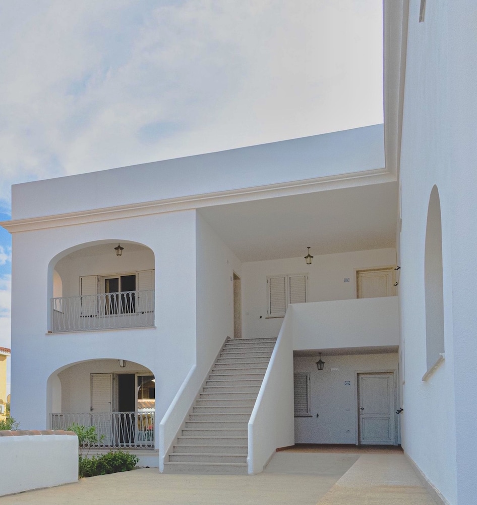 Apartments with air conditioning in Orosei view 5