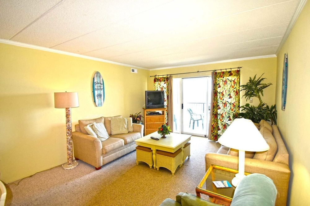Sandpiper Dunes 605 2 Bedroom Condo view 3