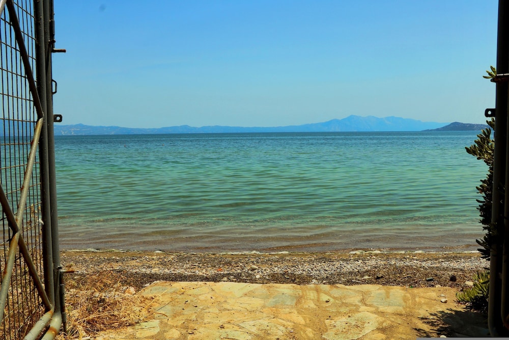 Ekatis Seacoast Nest view 5