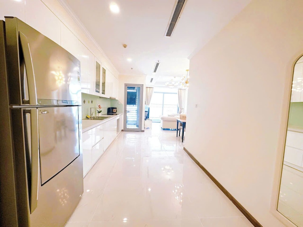 The Aquamarine Landmark Suites - Poolside Access at L4B