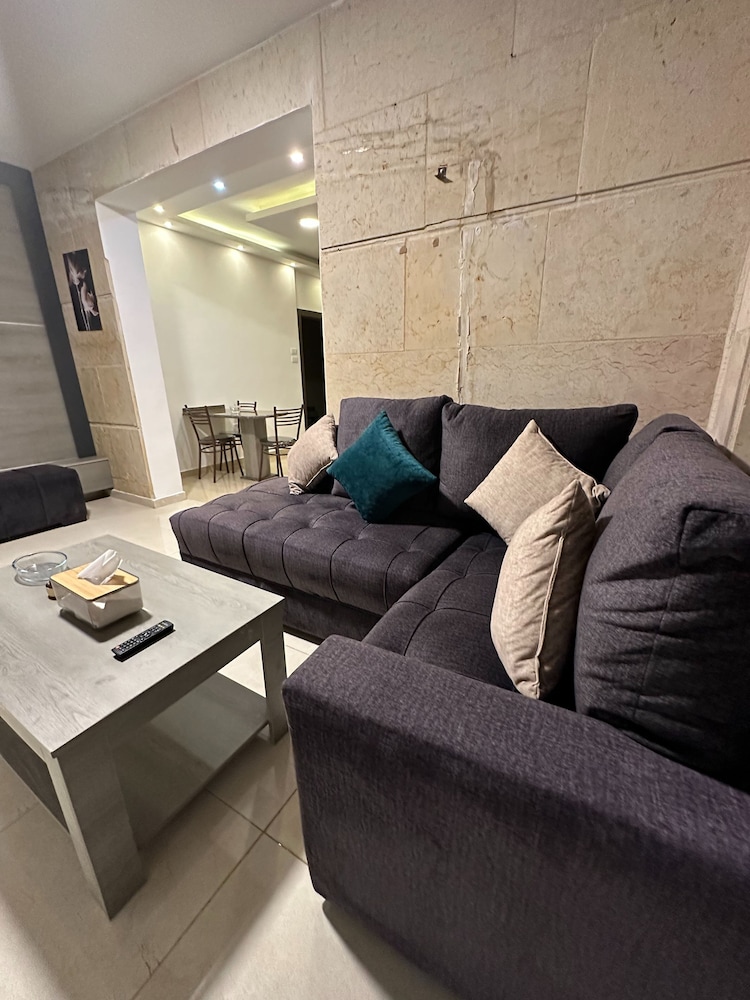 Charming Amman Apartment With Electric Heating & Pool Access