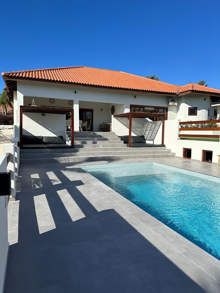 Luxurious Villa Blou, Steps From Beach Jan Thiel