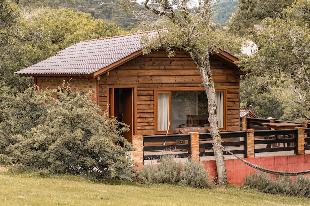 Hotel Refúgio do sol Campestre - Image 1