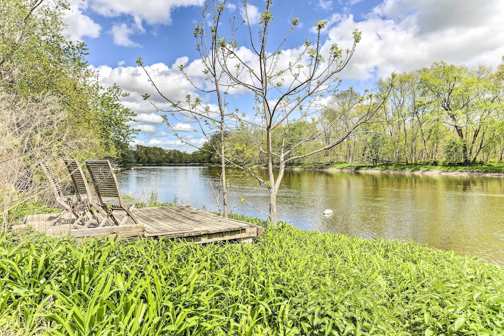 Cozy Upstate Studio w/ Walkill River Views! - Property Image 2