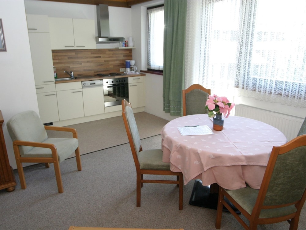 Cozy Apartment near Ski Area in Bad Kleinkirchheim
