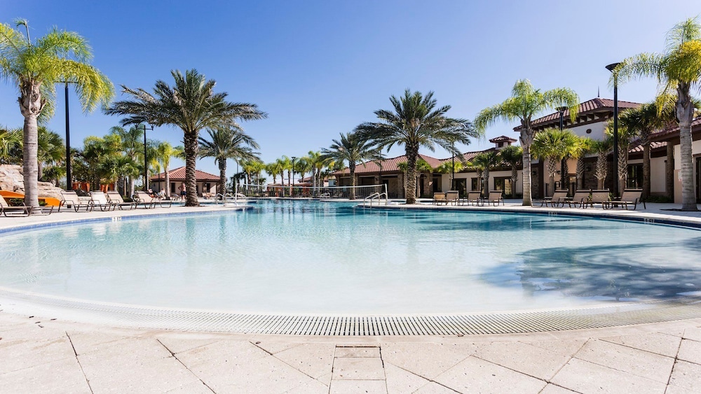 5BR Modern Villa in Soltera Resort, Disney, Pool