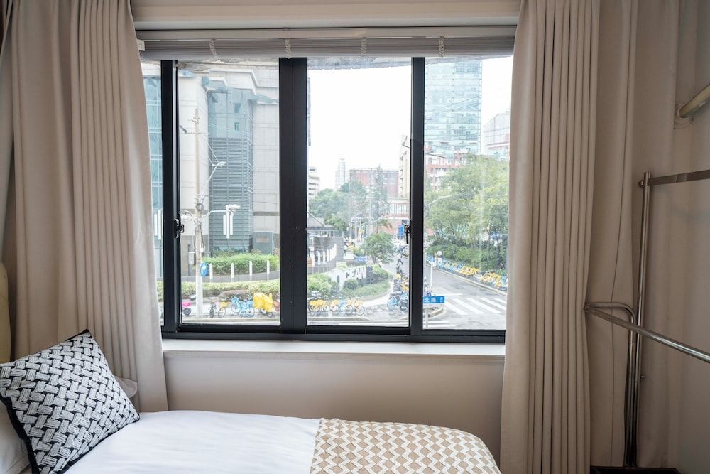 Book and Bed-People's Square