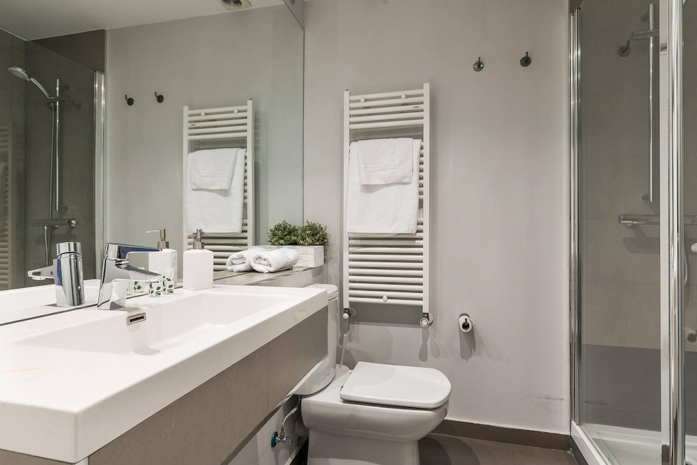 Mm26 I 4C in Madrid With 2 Bedrooms and 2 Bathrooms