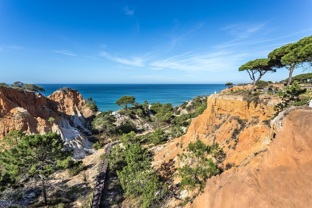 Pine Cliffs Ocean Suites, a Luxury Collection Resort & Spa