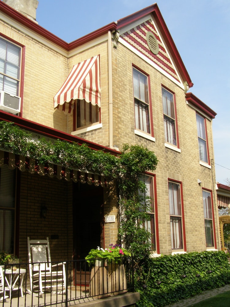 Hotel Weller Haus Bed, Breakfast & Event Center