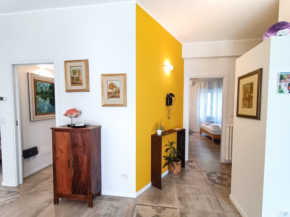 JOIVY Bright Flat W/2 Balconies & Sea View photo 3