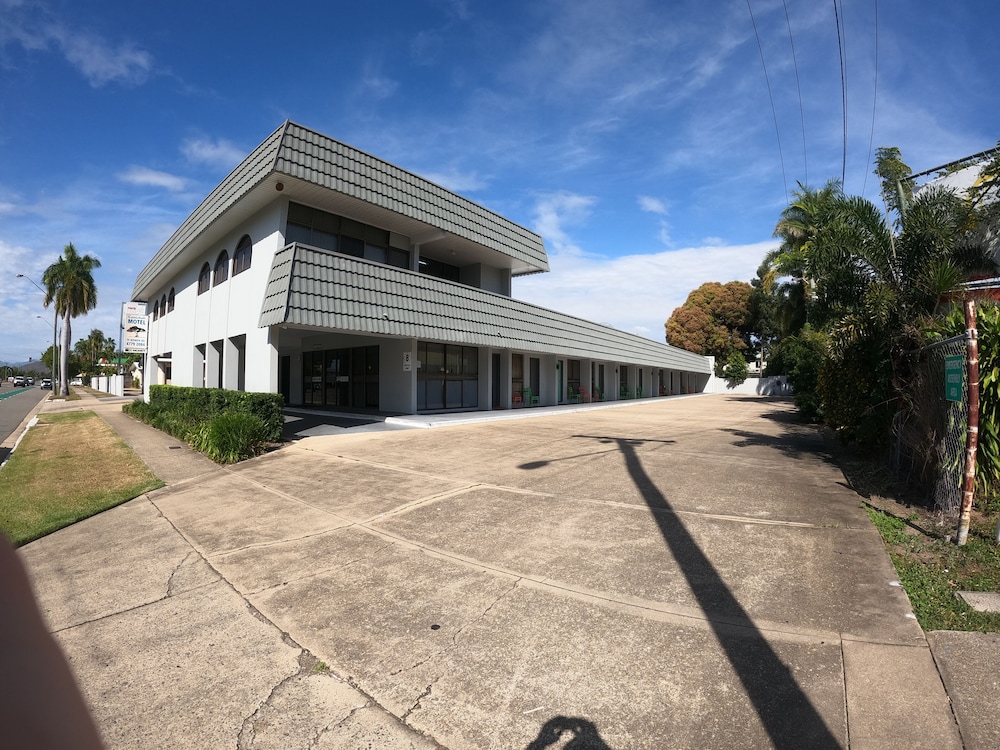 Coolabah Motel