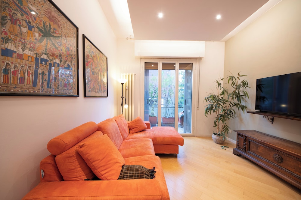HouSmart Treves 2