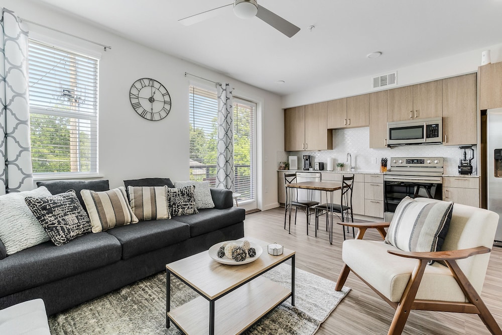 Downtown Modern Bungalow