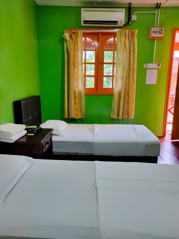 Taman Negara Rainbow Guesthouse