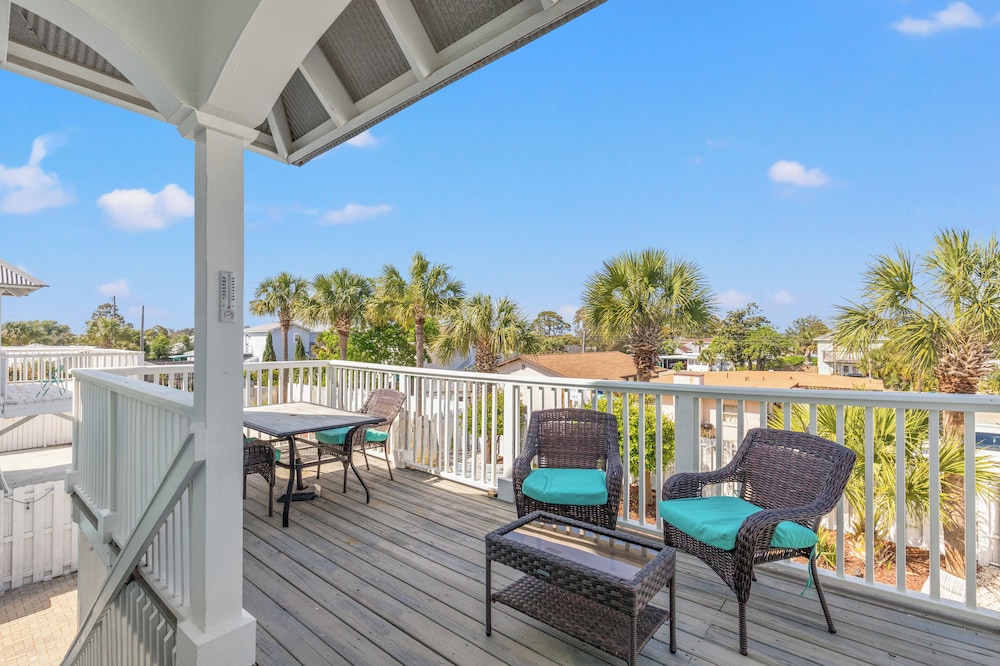 Seafoam Beautiful 3BR Home With Heated Private Pool - 4 Min Walk to Beach!