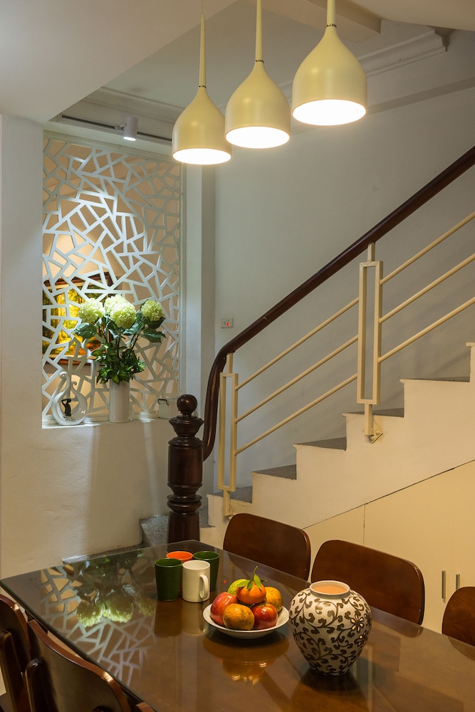 Mom's House Hostel