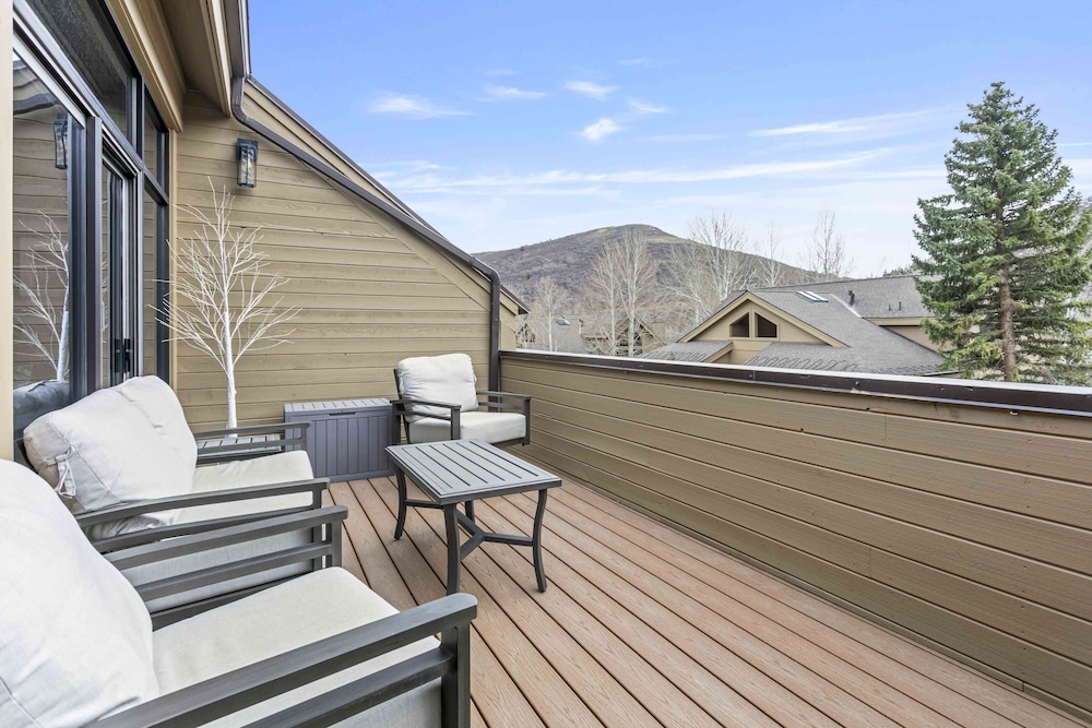 1733 - Daystar Three Bedroom with Spa 3 Condo