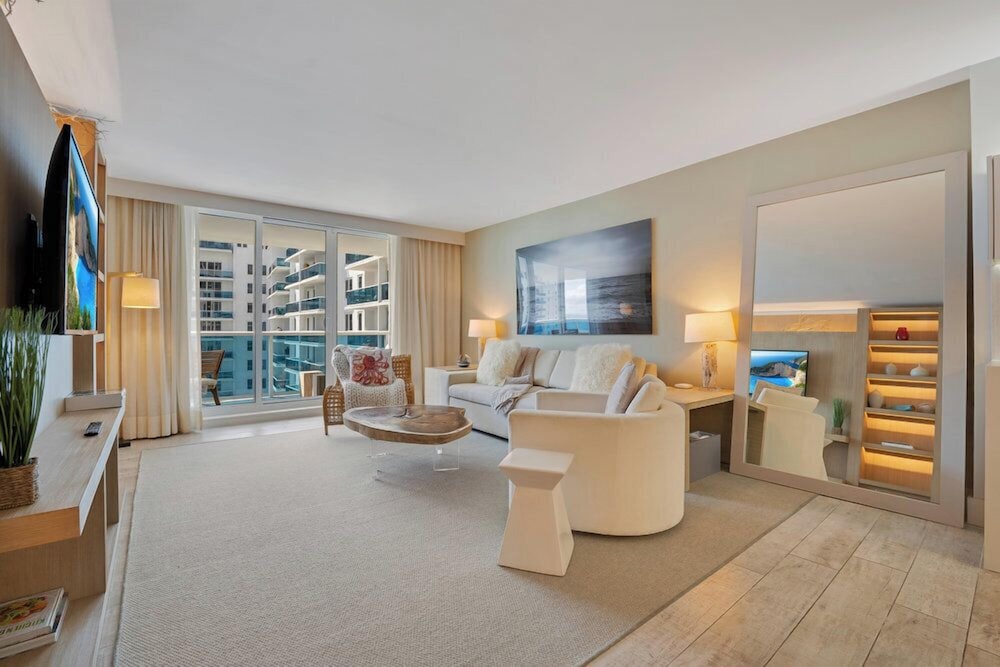 Stunning Oceanfront 1BR 1 Hotel