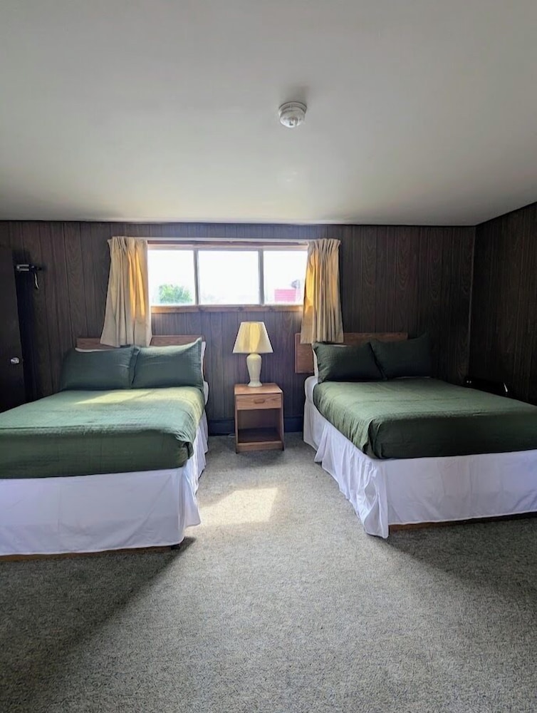 Cool City Motel