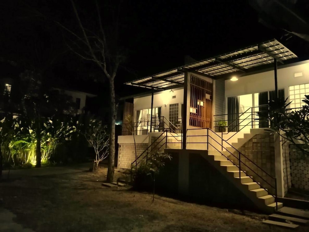 Twin Villa