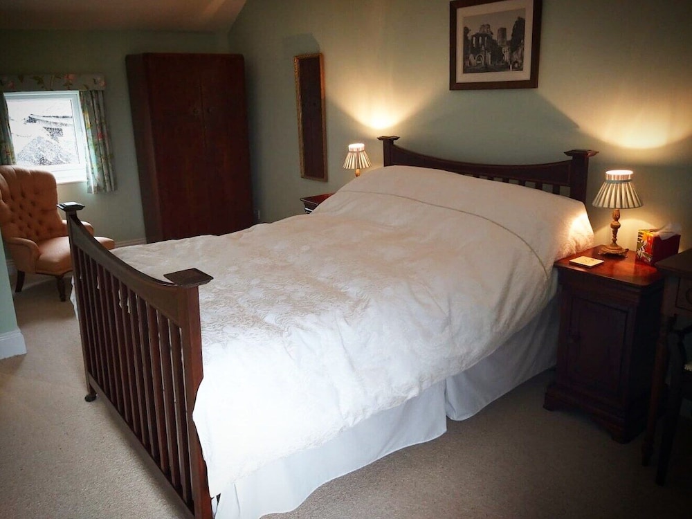 Burton Grange Farmhouse B&B view 4