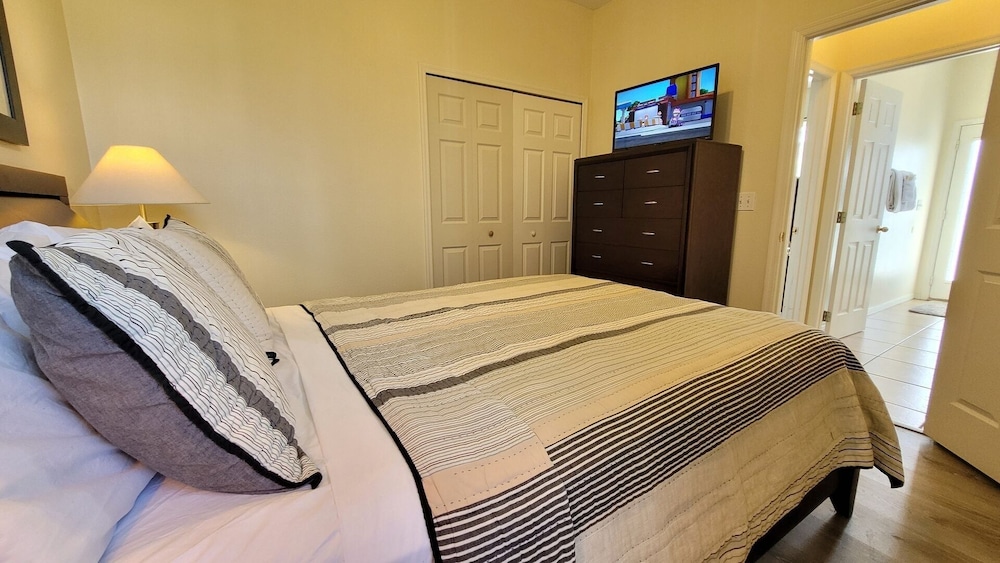 WR1057DL 4 Bedroom Villa in Westridge 4 Home