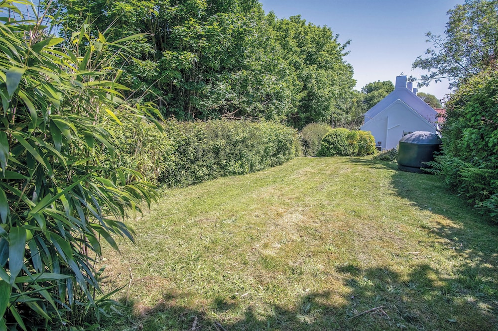 Briardene - 2 Bedroom Cottage - Oxwich view 3