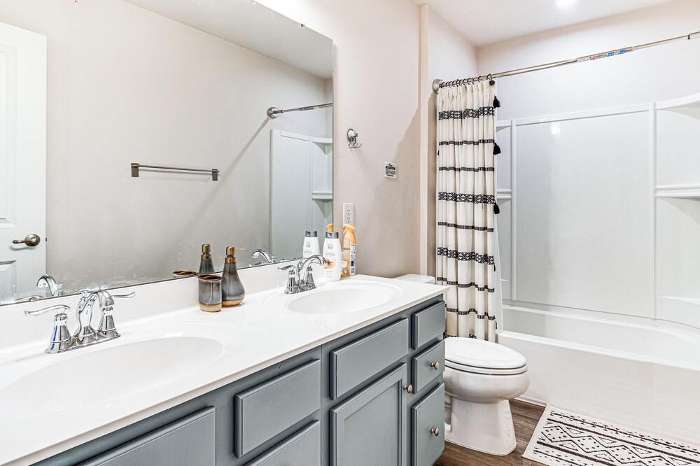 15 Mi to Dtwn Indianapolis: Family-friendly Home!