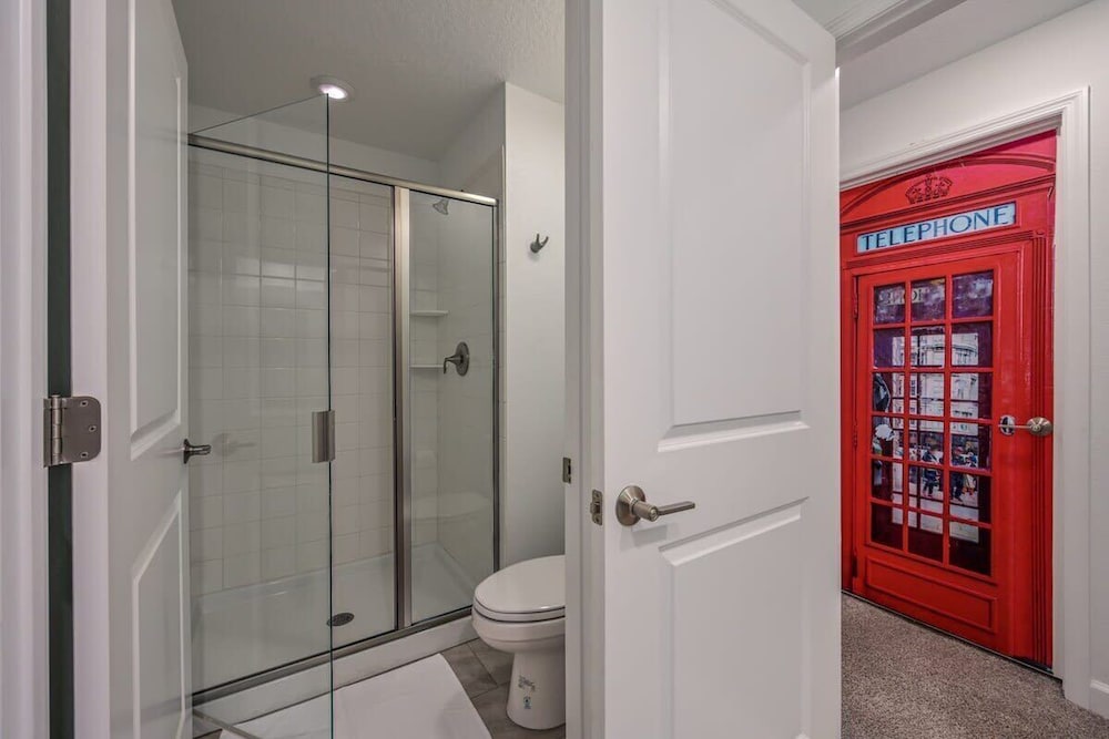 Fun Getaway With Themed Bedrooms