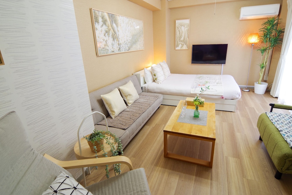 Nipponbashi Art Hotel