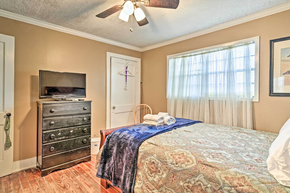 Oxford Vacations - Oxford Home on Private Land < 7 Mi to Dtwn! - Property Image 24