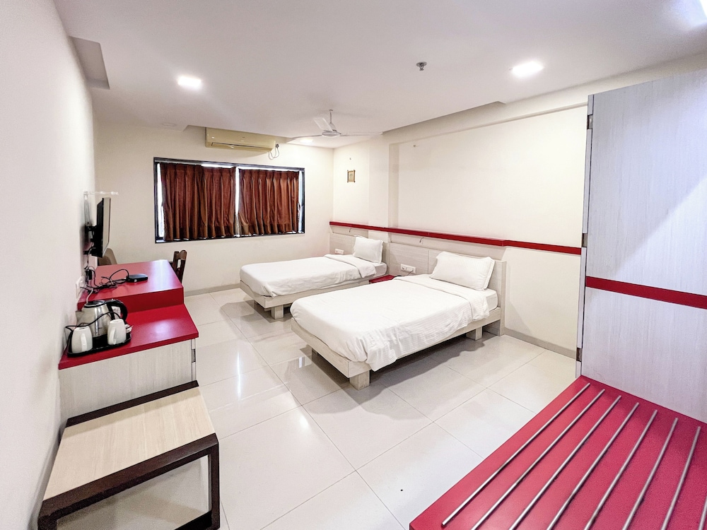 THE GRAND KD HOTEL