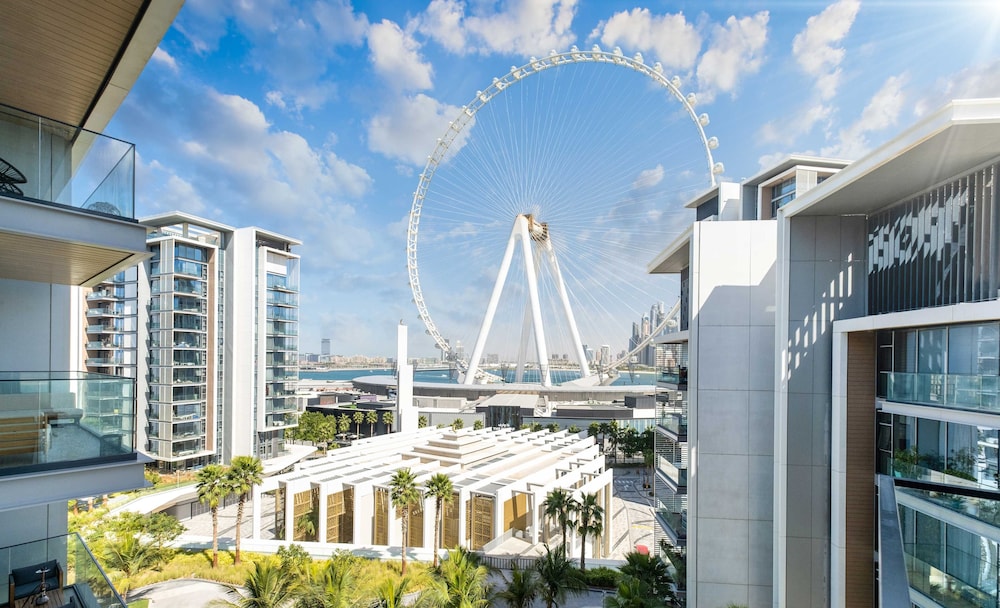 LUX Holiday Home - Bluewaters Residences