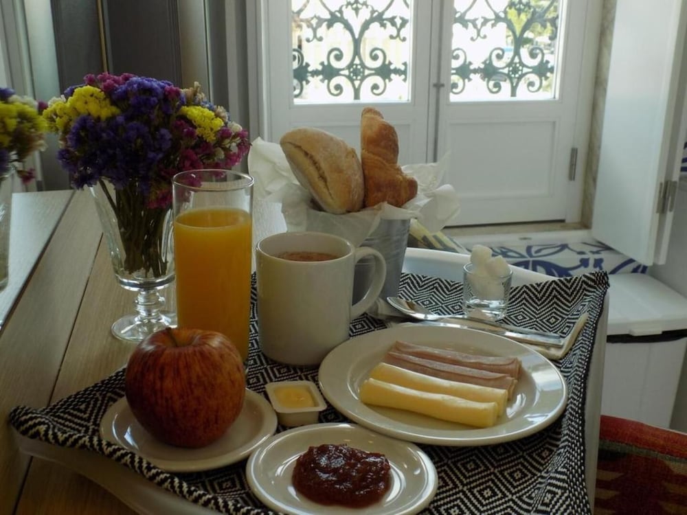 Heaven Inn Évora - Hostel