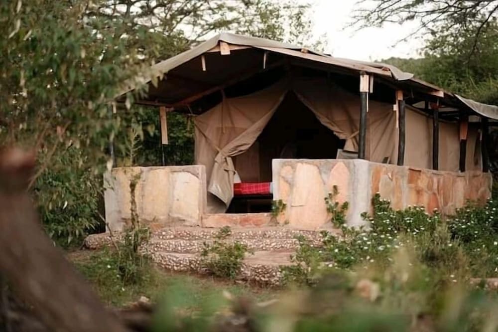 Semadep Safari Camp